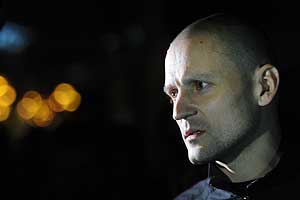 Удальцова ждут здесь и там