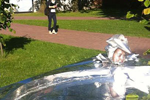 Дети как часть инсталляции: прием обернулся скандалом