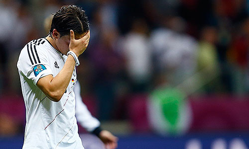 Сборная Германии проиграла сборной Италии в чемпионате Европы по футболу со счетом 1:2