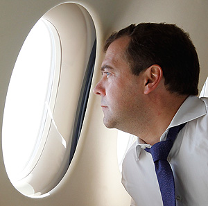 Япония требует объяснений