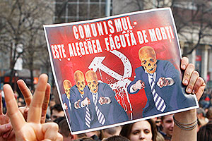 Молдавия запретила серп и молот