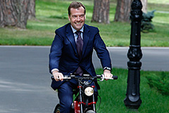 "Мы все живем в офф-лайне"