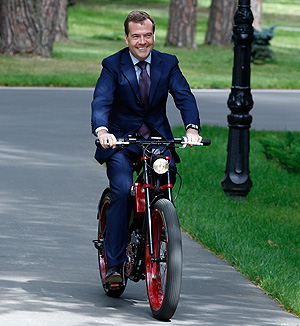 "Мы все живем в офф-лайне"