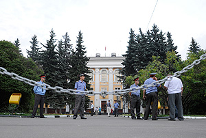 Химки начинают выдвигаться