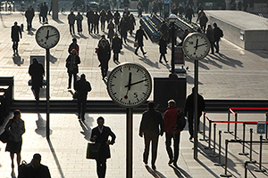 Безработных стало больше