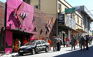 Бразилия оплакивает жертв пожара