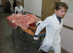 Чиновники не долетели до матча