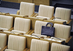 Миллиардер Ломакин хочет сдать мандат