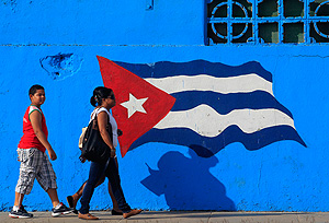 Кубе списали долги