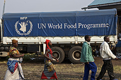 Несколько десятков корпораций правят миром, и это хорошо