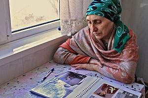 К матери Царнаевых приехали следователи