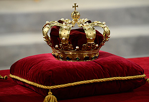 Королева отказалась от престола