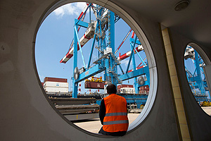 Мировая торговля после кризиса идет вяло