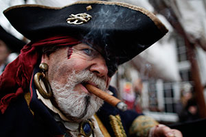 Госдуме предложили запретить пиратство