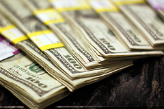 Смерть бумажных долларов откладывается