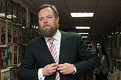 Сенатор выбирает бизнес