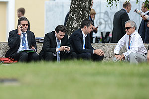 Правительство не сможет подстегнуть экономику