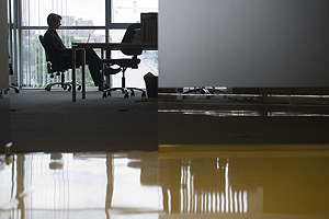 Хорошее настроение делает людей терпимей