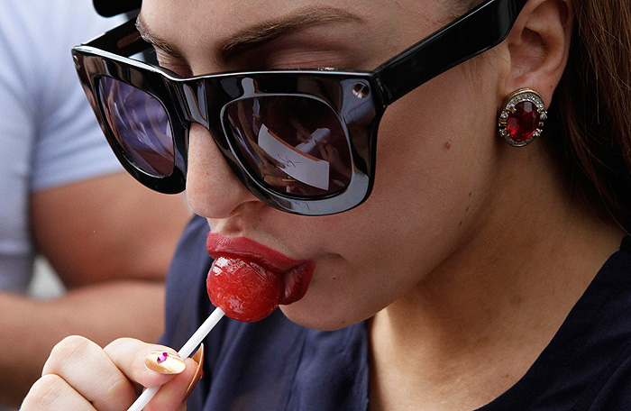 Четверо артистов, которых в России увидят нескоро