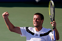 Южный вышел в четвертьфинал US Open