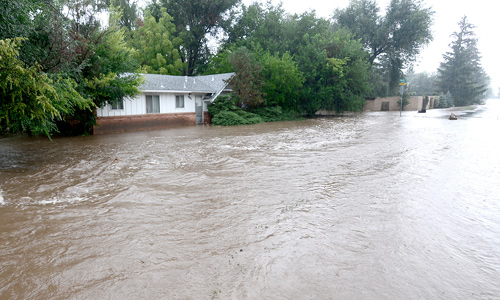 Более 500 человек числятся пропавшими без вести в американском штате Колорадо вследствие продолжающихся наводнений