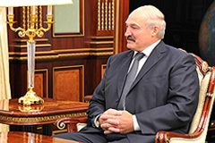 Лукашенко "не держится за Баумгертнера"