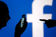 Facebook попал в "черный список" сайтов