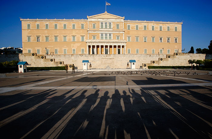 Греции помогут еще раз