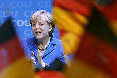 Партия Меркель показала лучший результат