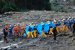 На Курилах бушует ураган