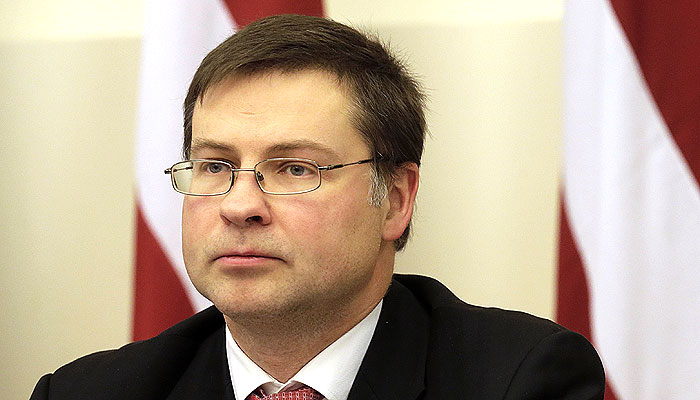 Латвийский премьер извинился и ушел