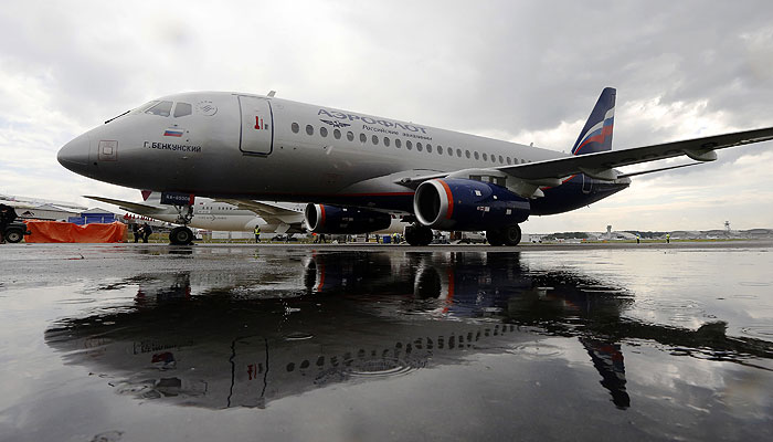 Superjet аварийно сел в Челябинске