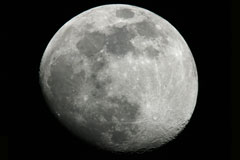 Россия отправит на Луну три космических аппарата