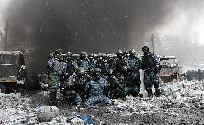 В Киеве объявили "час тишины"