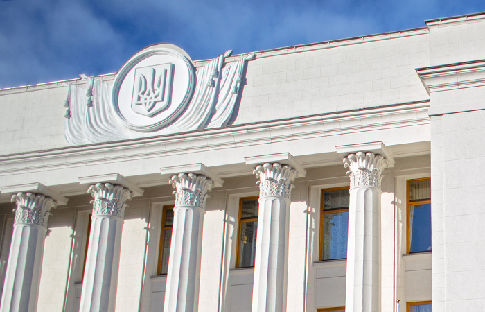 Верховная рада приняла закон об амнистии в редакции Партии регионов