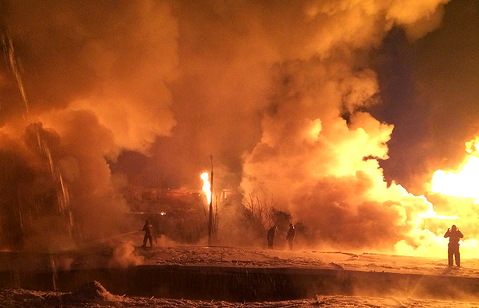 Пожар на месте схода цистерн в Кирове потушен