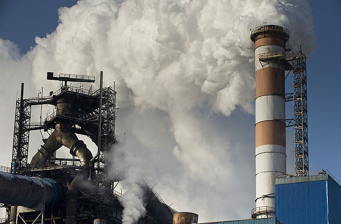 Суд решил взыскать с бизнесмена Максимова 7,3 млрд рублей по иску НЛМК