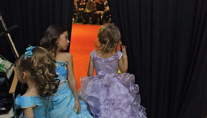 Тюменские депутаты предложили запретить детские конкурсы красоты