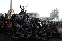 На Майдане заявили о контроле над Киевом
