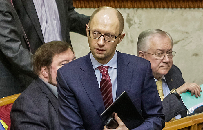 Премьер-министром Украины стал Арсений Яценюк