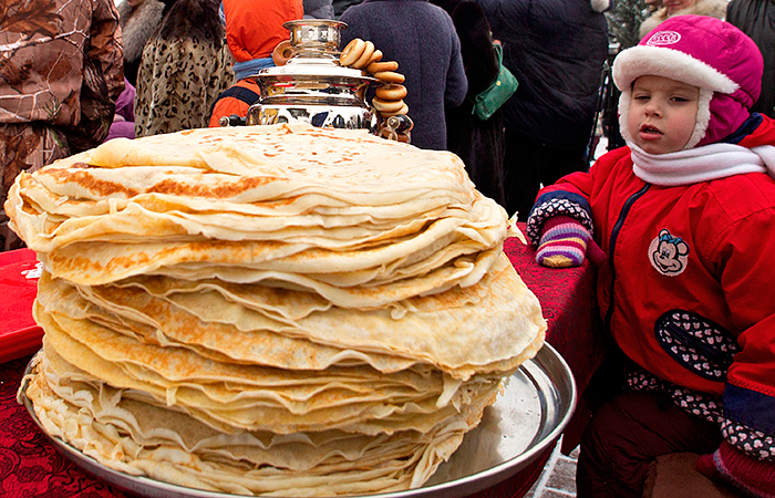 7 самых веселых Маслениц Москвы, или куда пойти с детьми
