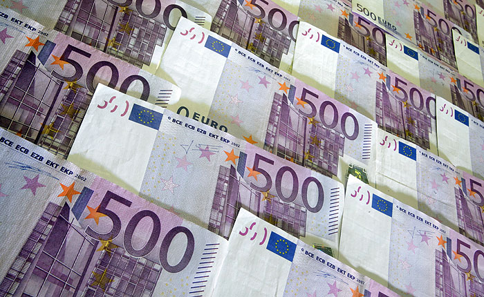 Росфинмониторинг хочет ограничить провоз наличных через границу