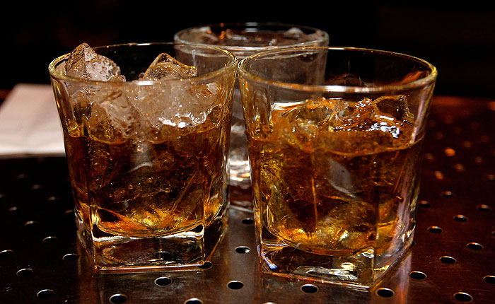 Охранников Обамы отстранили от работы за пьянство