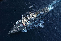 Американский эсминец "Дональд Кук" направляется в Черное море