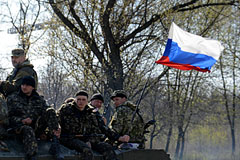 Российские флаги на украинских БТР в Краматорске объяснили военной хитростью