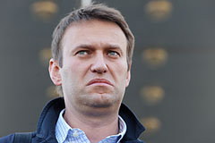 Навального обязали опровергнуть информацию о даче Неверова