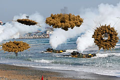 КНДР начала артиллерийские стрельбы у границы с Южной Кореей