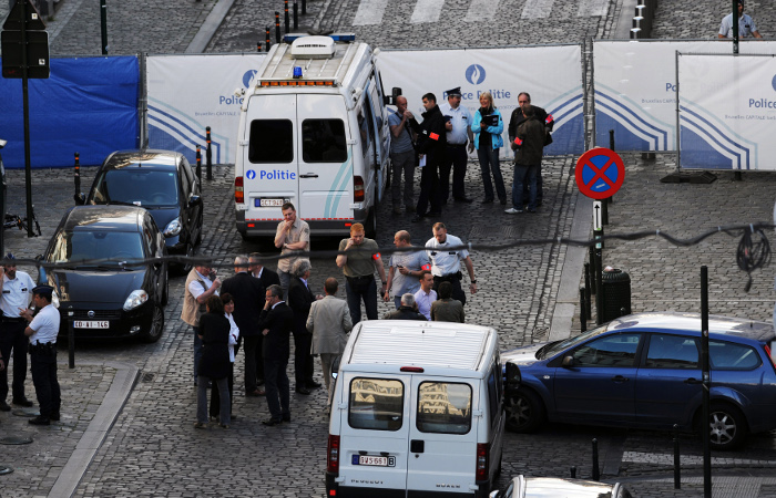 Вооруженный мужчина застрелил четырех человек у Еврейского музея в Брюсселе
