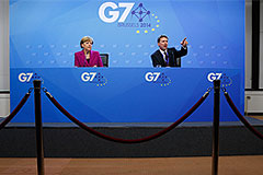  G7    