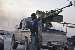 Боевики обстреляли крупнейший нефтеперерабатывающий завод в Ираке